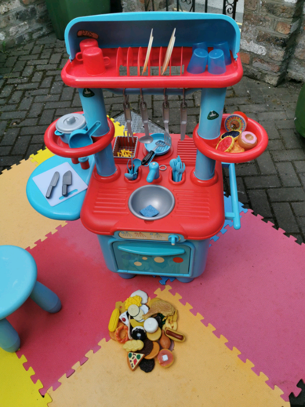 elc play food